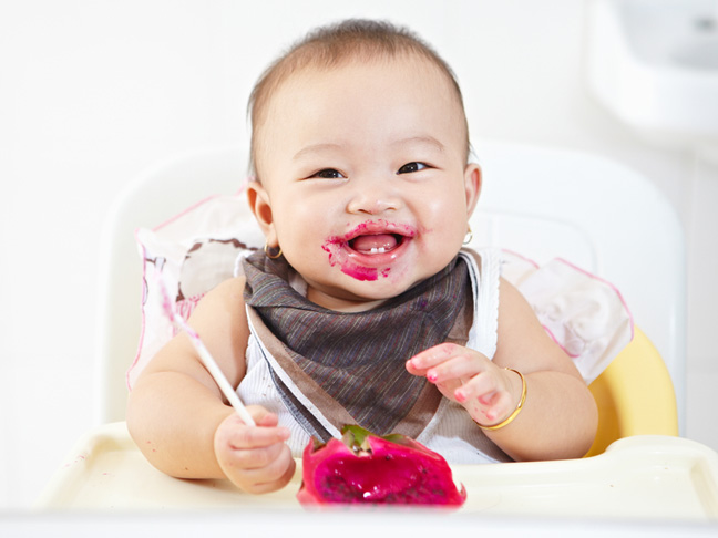 Chuyên gia dinh dưỡng bật mí 8 nguyên tắc cần tuân thủ để bé bắt đầu ăn dặm dễ dàng - Ảnh 2.