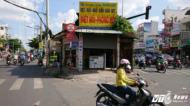  Ngôi nhà không chịu giải tỏa, chình ình giữa giao lộ ở Sài Gòn - Ảnh 9.
