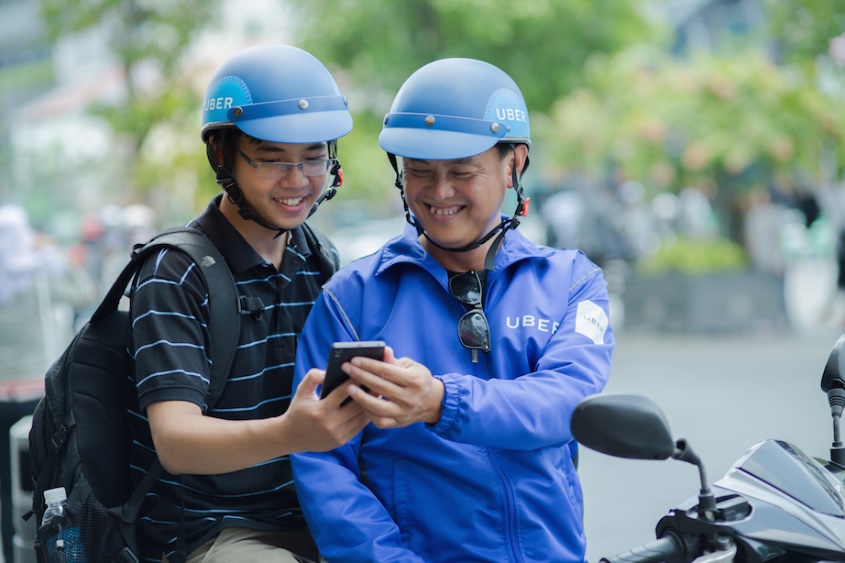Giám đốc Uber Việt Nam: “Chúng tôi muốn tiên phong dành tặng một ngày để tri ân cộng động tài xế công nghệ”