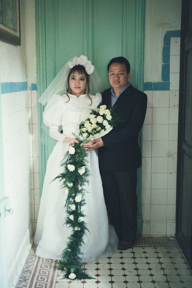Độc nhất vô nhị: Chụp một lần, cặp đôi tái hiện được tất cả các kiểu lễ cưới Việt Nam trong 100 năm qua! - Ảnh 14.