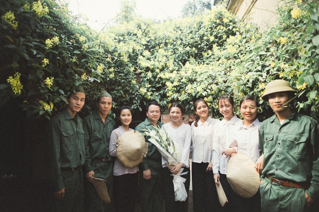 Độc nhất vô nhị: Chụp một lần, cặp đôi tái hiện được tất cả các kiểu lễ cưới Việt Nam trong 100 năm qua! - Ảnh 5.