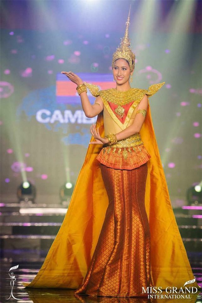 Chuyện hy hữu: BTC &quot;Miss Grand International&quot; công bố nhầm Top 1 bình chọn Trang phục dân tộc giữa Việt Nam và Indonesia - Ảnh 7.