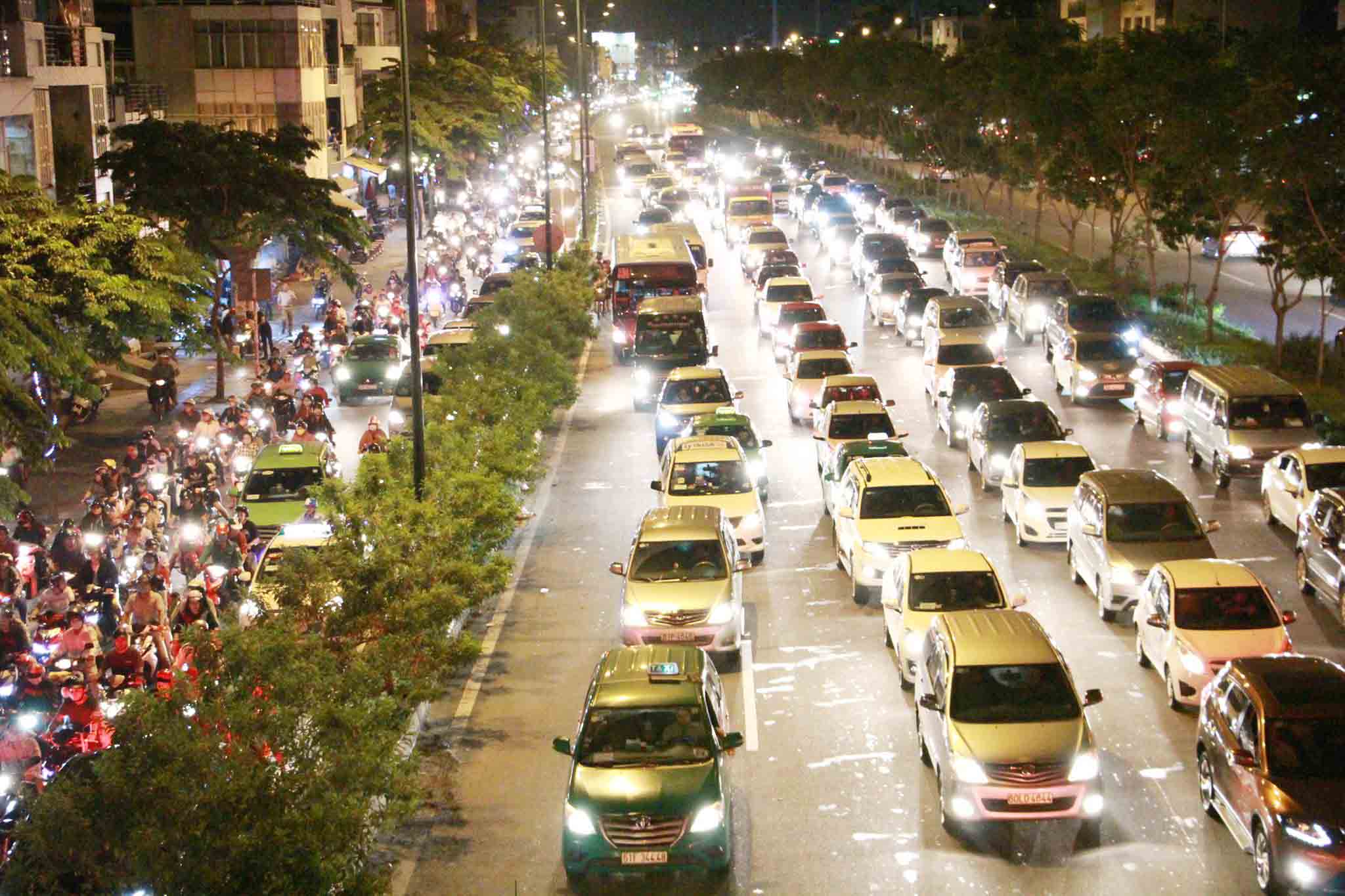 tắc đường,kẹt xe,kẹt xe nghiêm trọng,Sài Gòn
